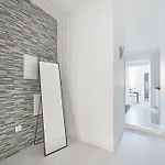 公寓 Bright Modern In Center With Ac