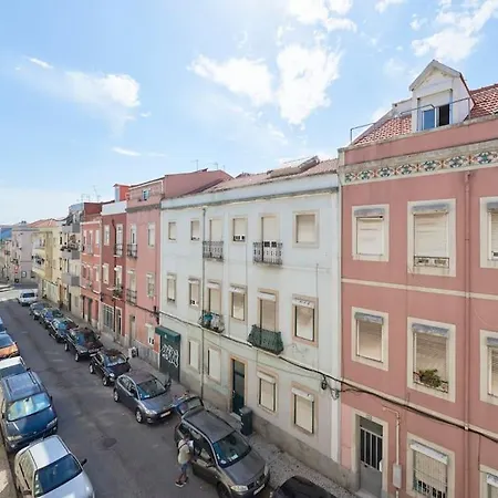 Bright Modern In Center With Ac * Lissabon